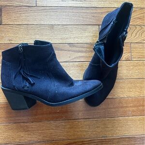 NWOT black suede ankle cowboy boots